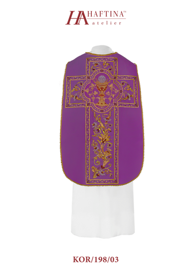 Fioletowy ornat rzymski bogato haftowany z symbolem kielicha eucharystycznego 