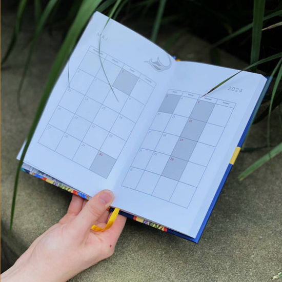 Kalendarz książkowy 2024 Bratki