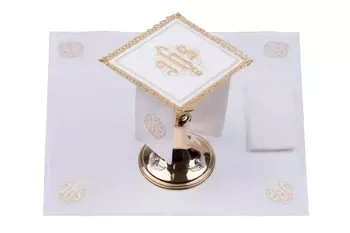 Komplet Kielichowy z symbolem JHS