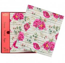 Box prezentowy z 5 stylowymi notatnikami. Lato