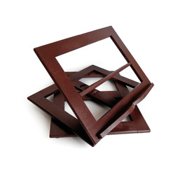 Podstawa pod ewangeliarz, obrotowa