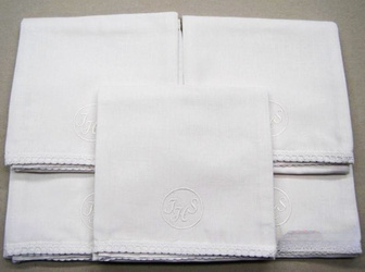 Korporał - bielizna kielichowa IHS w kole