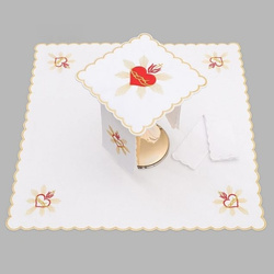 Bielizna kielichowa ołtarzowa bogato haftowana Serce Jezusa