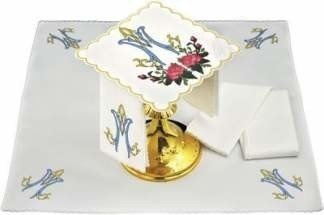 Bielizna kielichowa haftowana symbol maryjny