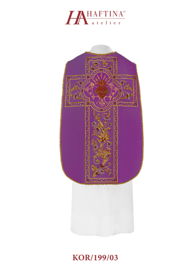 Fioletowy ornat rzymski haftowany