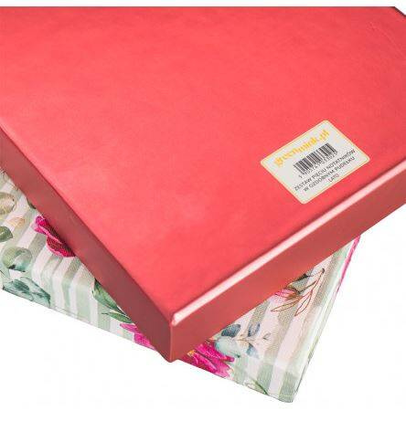 Box prezentowy z 5 stylowymi notatnikami. Lato