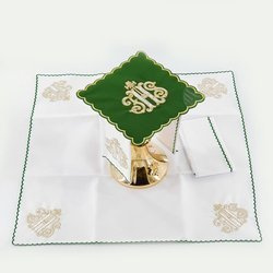 Bielizna kielichowa haftowana IHS