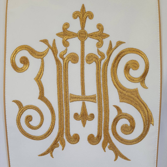 Ornat Ecru ze złotym IHS i krzyżami 