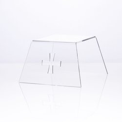 Tron z pleksi, średni