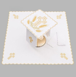 Bielizna kielichowa ołtarzowa bogato haftowana krzyż nowoczesny złoty