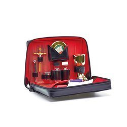 Walizka z wyposażeniem liturgicznym, skórzana