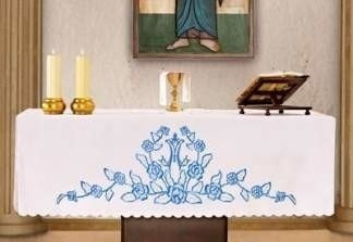 Obrus ołtarzowy z haftem czołowym z symbolem Maryjnym niebieski