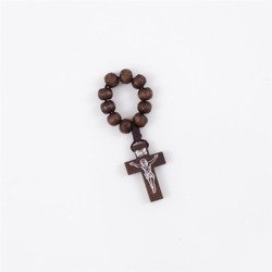Drewniana dziesiątka różańca na palec