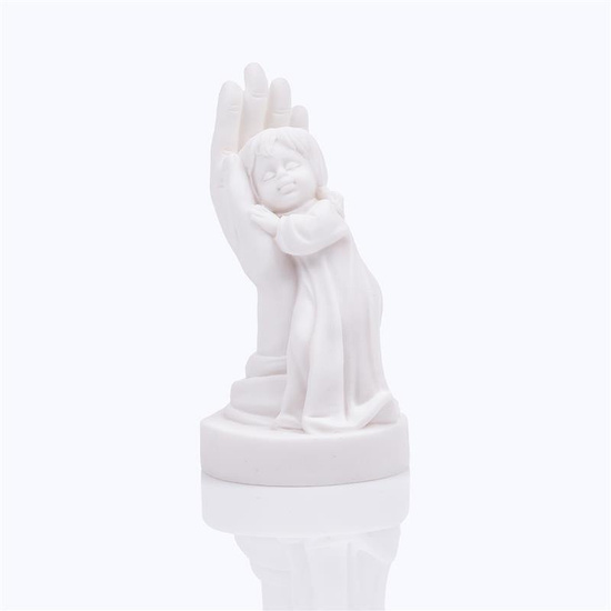 Figurka - Rączka opatrzności - dziewczynka - 9,5 cm