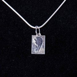 Medalik Matka Boża - srebrny