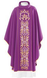 Fioletowy ornat haftowany z symbolem IHS