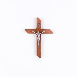 Krzyż z drewna bukowego nowoczesny