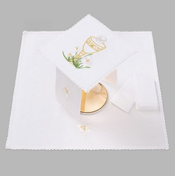 Bielizna kielichowa ołtarzowa wykończona koronką IHS z kielichem złoty zielone lilie