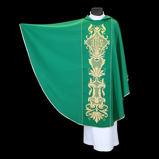 Ornat zielony - IHS - z bogato złoconym haftem