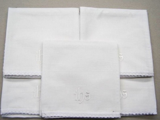 Korporał - bielizna kielichowa IHS biały