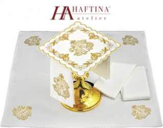 Bielizna kielichowa haftowana IHS