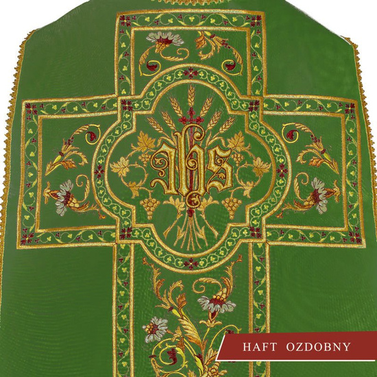 Zielony ornat rzymski haftowany IHS 