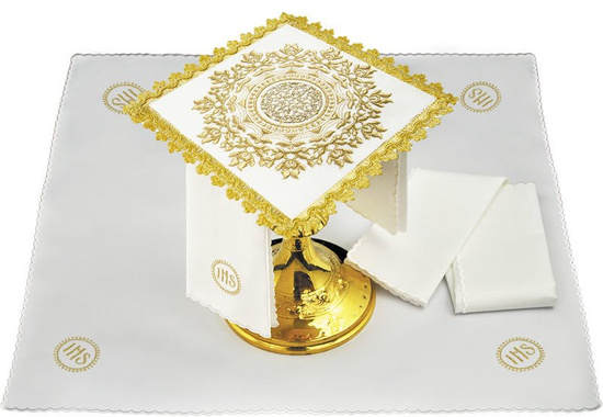 Komplet kielichowy haftowany 100% len