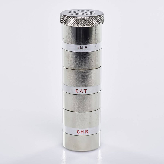 Pojemnik metalowy potrójny na oleje INF, CAT, CHR, niklowany