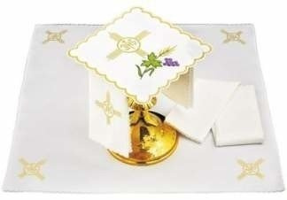 Bielizna kielichowa haftowana Krzyż i IHS