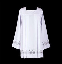 Komża biała z gipiurą