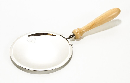 Patena z rączką drewnianą