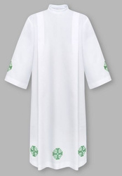 Alba kapłańska haftowana - krzyż zielony