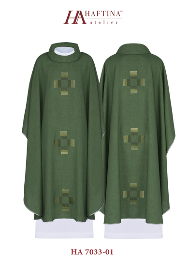 Zielony ornat haftowany z krzyżami