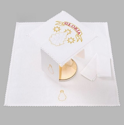 Bielizna kielichowa ołtarzowa wykończona koronką Gloria z choinką