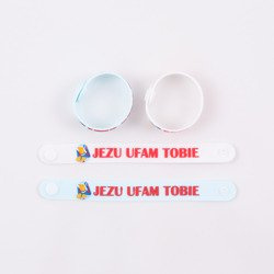 BRANSOLETKA Z NAPISEM JEZU UFAM TOBIE
