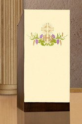 Serweta na lektorium haftowana Krzyż i IHS