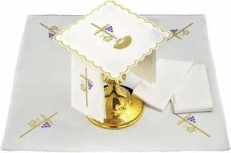 Bielizna kielichowa haftowana z emblametem krzyża + IHS