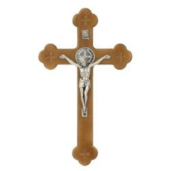 Krzyż Syjonu z medalikiem św. Benedykta