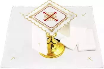 Bielizna kielichowa haftowana