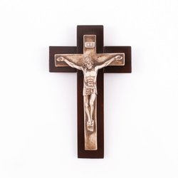 Krzyż drewniany z gipsową pasyjką - 20 cm