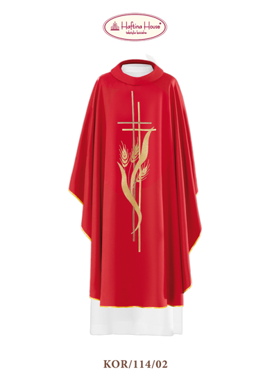 Czerwony ornat haftowany motywami krzyża i kłosów 