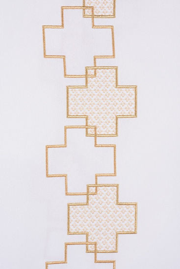 Ornat ecru z krzyżami 