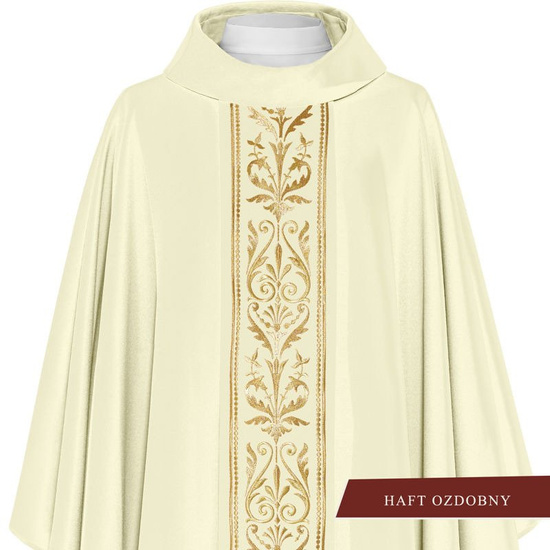 Ecru ornat liturgiczny zdobiony pasem haftowanym 