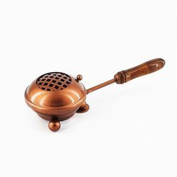 Kadzielnica domowa z drewnianą rączką