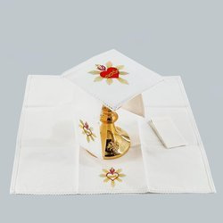 Bielizna kielichowa z koronką Serce Jezusa