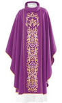 Fioletowy ornat haftowany z symbolem IHS 