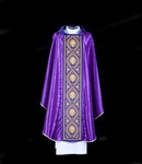 Ornat fioletowy haftowany bogato zdobiony